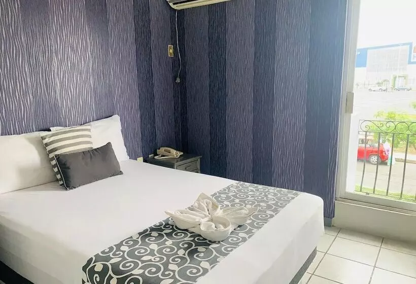 Fotos del hotel & Suites Bausan:  7