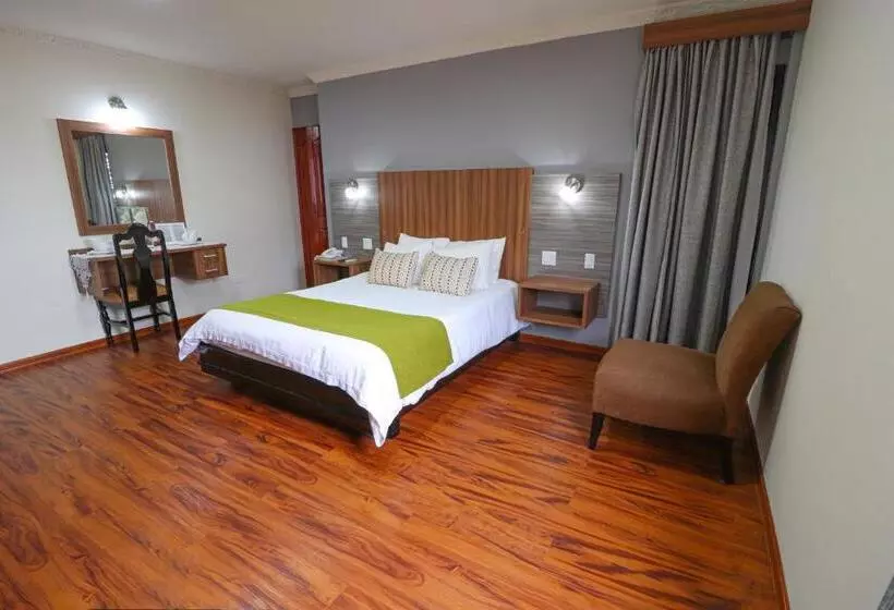 Fotos del hotel Puerta Del Sol:  4