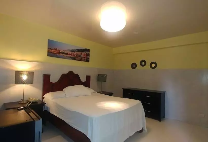 Fotos del hotel Riparbella:  12
