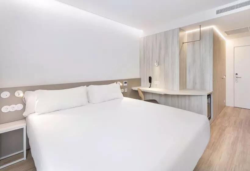 Fotos del hotel B&b Hotel Braga Lamacaes:  8