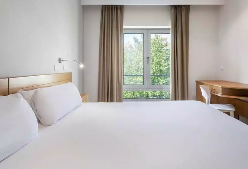 Fotos del hotel B&b Hotel Braga Lamacaes:  10