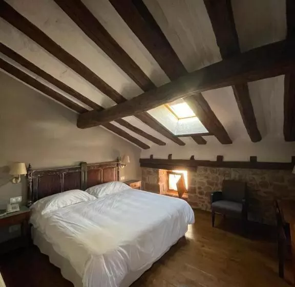 Fotos del hotel Rural Latorrién De Ane:  23