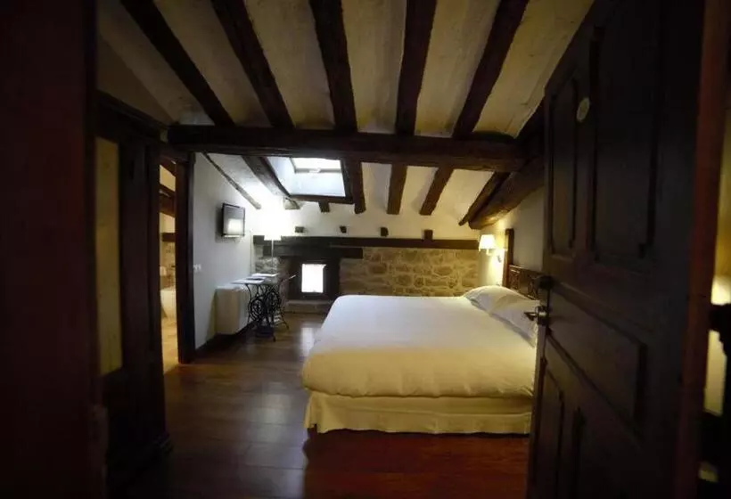 Fotos del hotel Rural Latorrién De Ane:  20