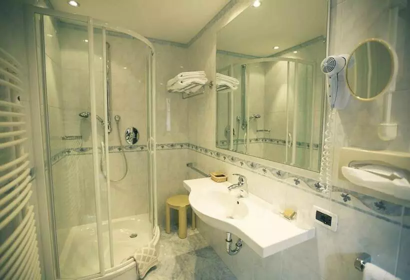 Fotos del hotel Garni Concordia - Dolomites Home:  17