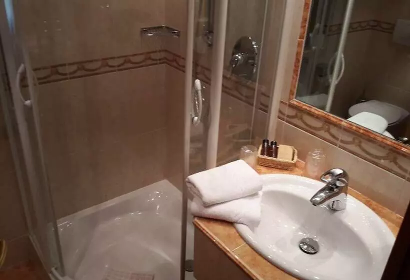 Fotos del hotel Garni Concordia - Dolomites Home:  14