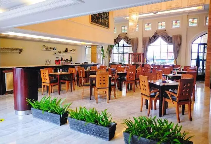 Fotos del hotel D'senopati Malioboro Grand:  16