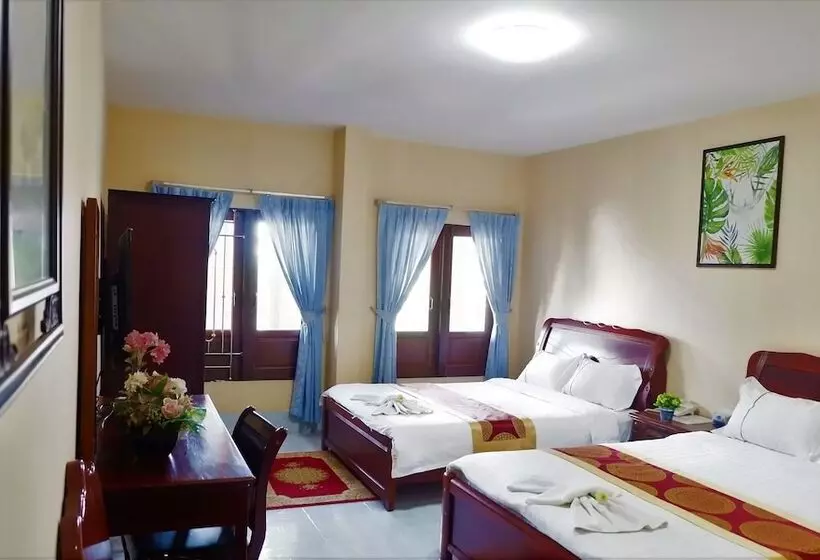 Fotos del hotel Lyly:  5