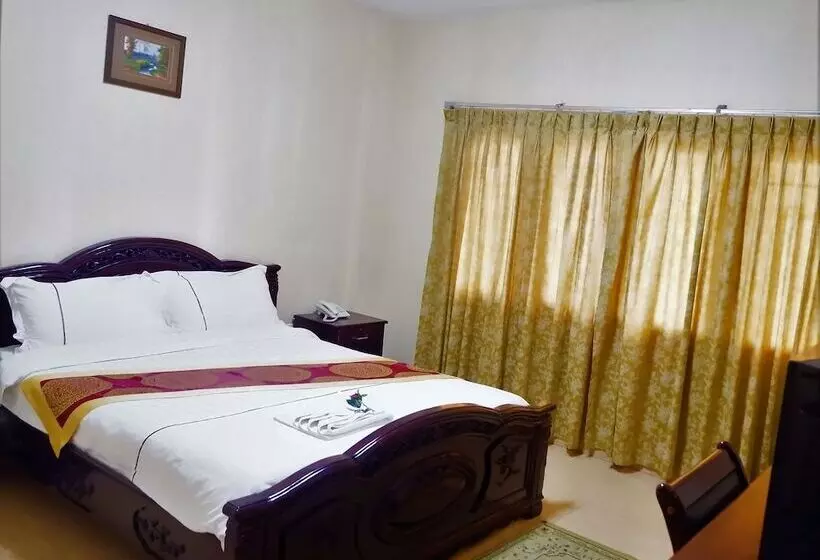 Fotos del hotel Lyly:  11