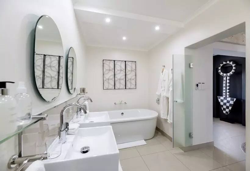 Fotos del hotel Thebloem Guest Suites:  3