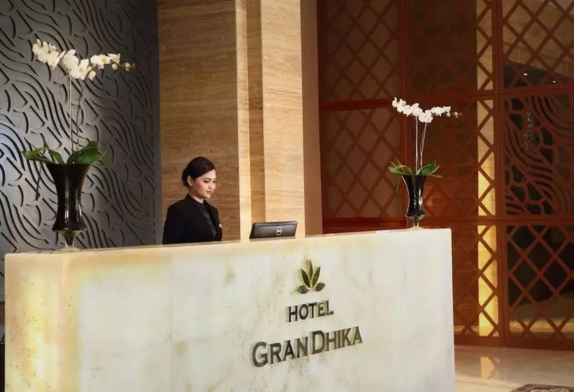 Fotos del hotel Grandhika Pemuda Semarang:  14