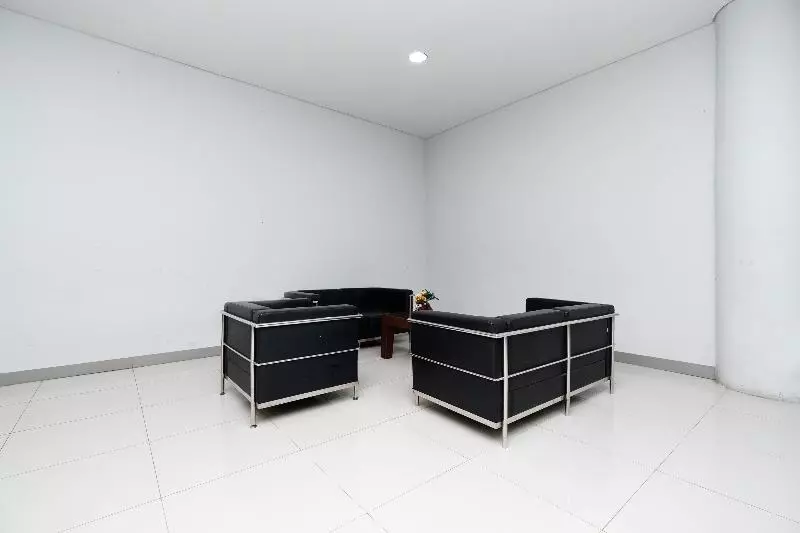Fotos del hotel Capital O 1571 Utc  Semarang:  15
