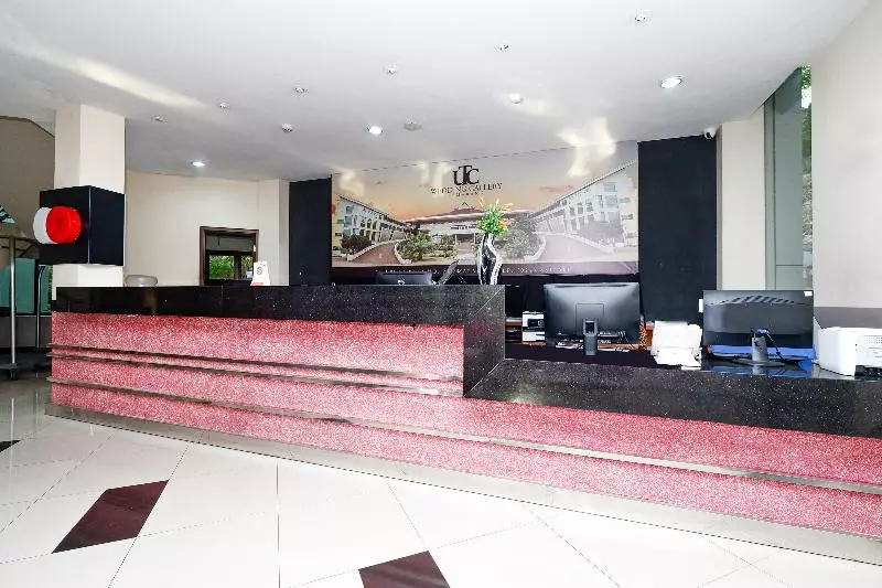 Fotos del hotel Capital O 1571 Utc  Semarang:  21