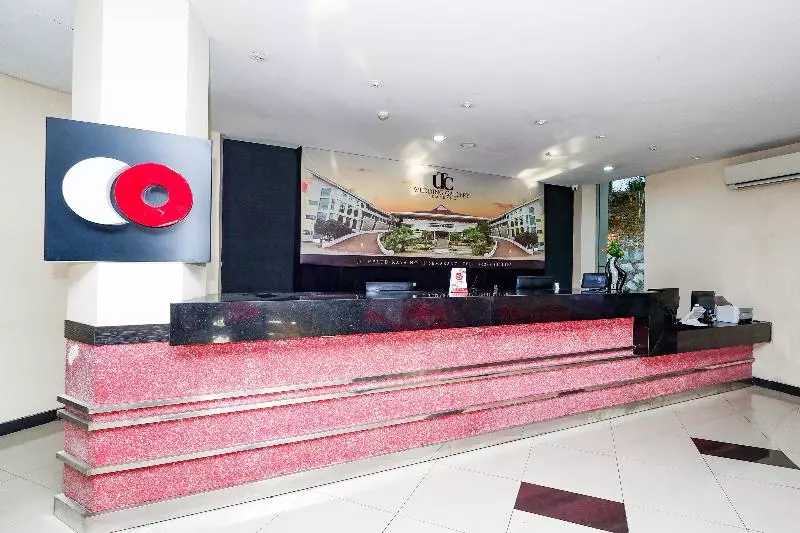 Fotos del hotel Capital O 1571 Utc  Semarang:  5