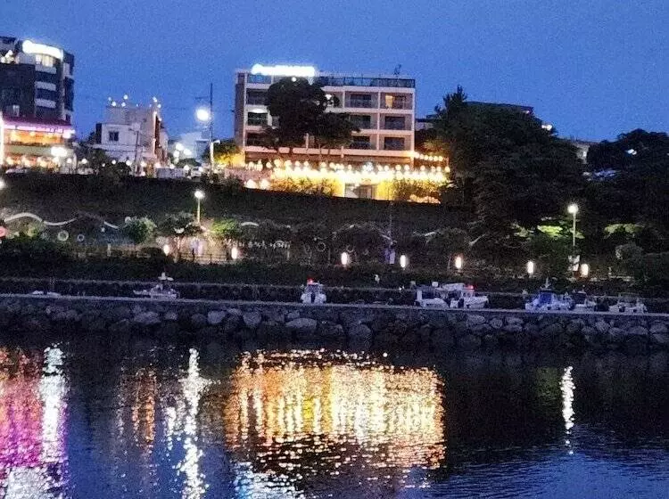 Fotos del hotel Cheonjiyeon Crystal:  22