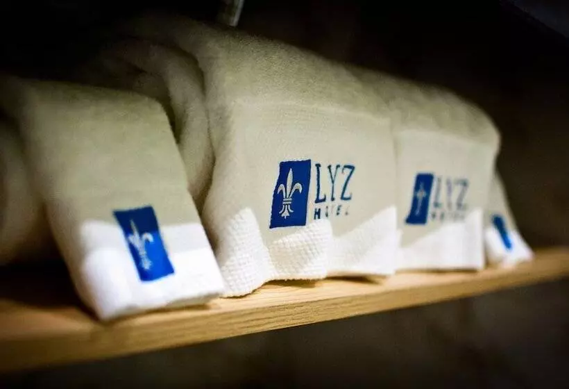 Fotos del hotel Lyz Business:  8