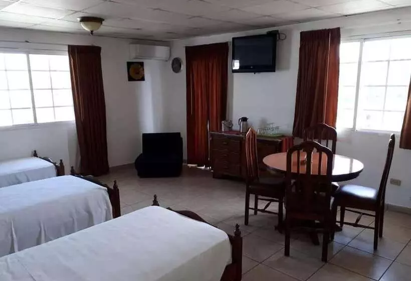 Fotos del hotel California Panama:  14