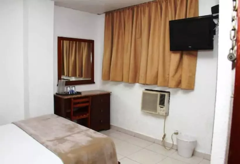 Fotos del hotel California Panama:  12