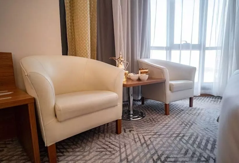 Fotos del hotel Golden Tulip Al Mektan:  23