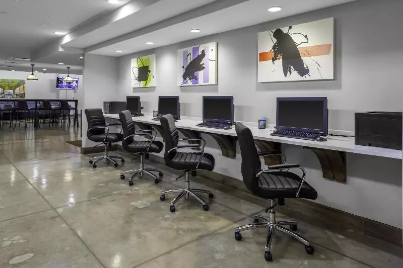 Fotos del hotel Fairfield Inn & Suites By Marriott Dallas Downtown:  19