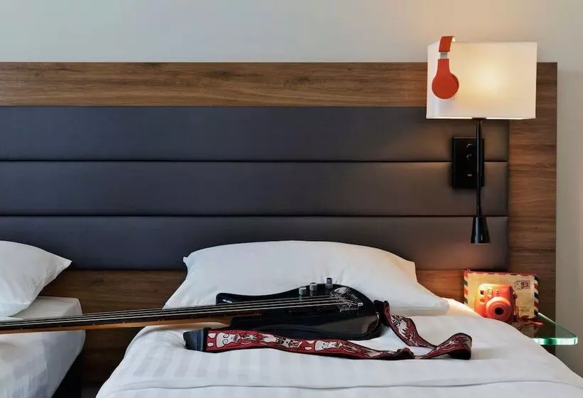 Fotos del hotel Moxy Vienna Airport:  18