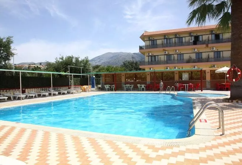 Fotos del hotel Triton Garden:  23