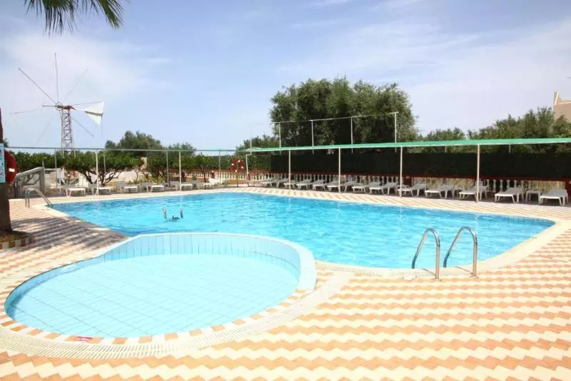 Fotos del hotel Triton Garden:  13