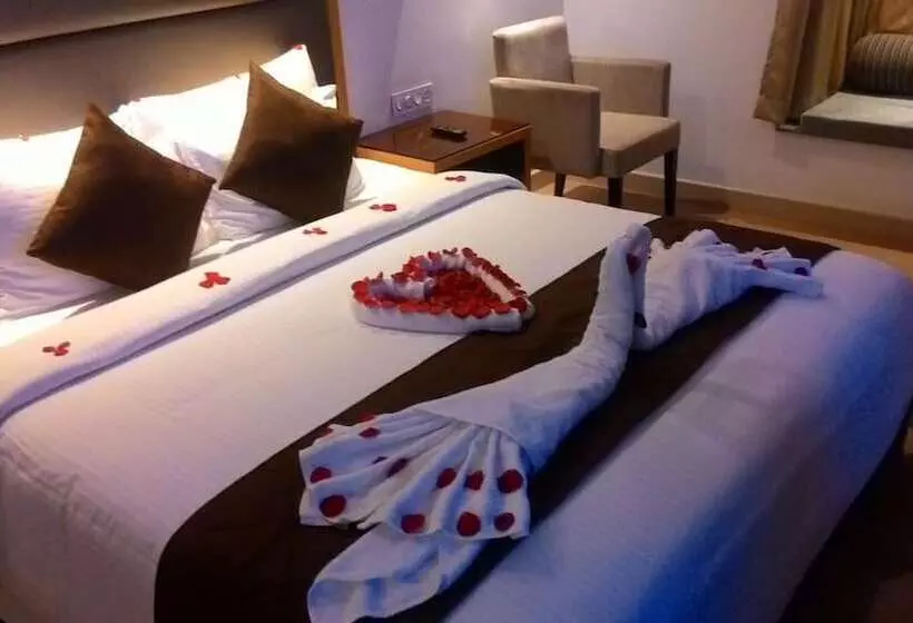 Fotos del hotel The Central Residency:  17