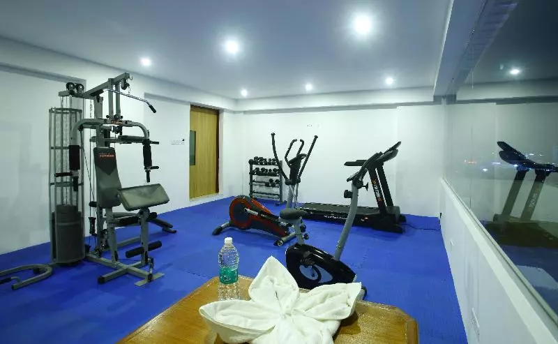 Fotos del hotel The Central Residency:  4