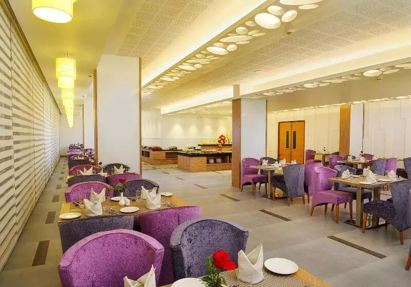 Fotos del hotel The Central Residency:  5