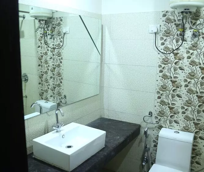 Fotos del hotel Anantkoti:  22