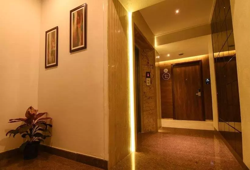 Fotos del hotel Roopa Elite:  6