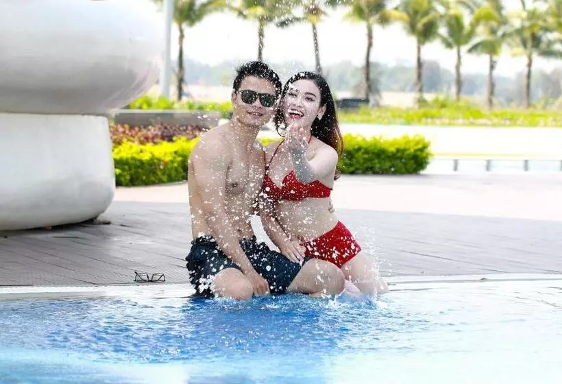 Fotos del hotel Boutique S Cocobay Danang:  8