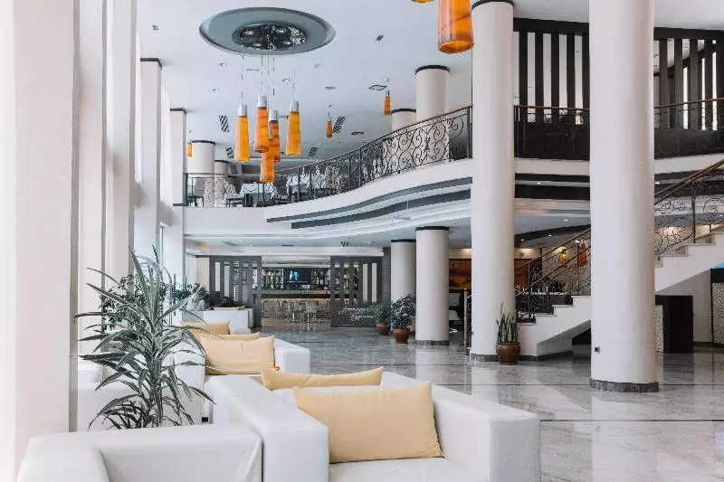 Fotos del hotel Best Western Plus Addis Ababa:  3