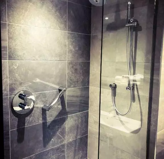 Fotos del hotel Maldron Hotel Belfast City:  7