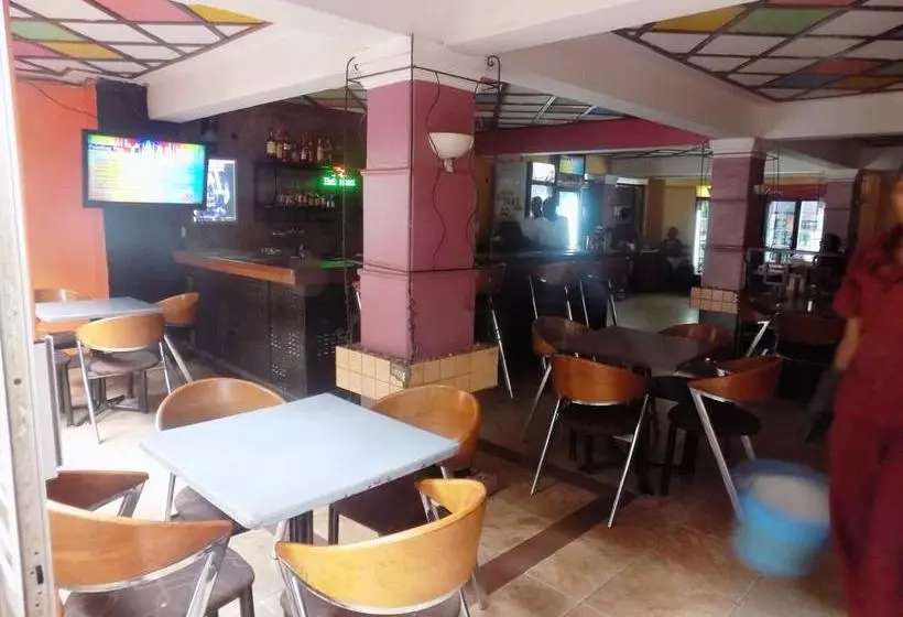 Fotos del hotel College Inn:  15