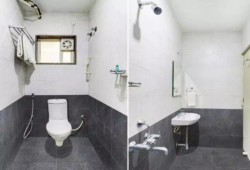 Fotos del hotel Fabhotel Bali Square Munnekollal:  3