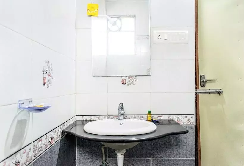 Fotos del hotel Fabexpress Kapsstone Egmore:  9