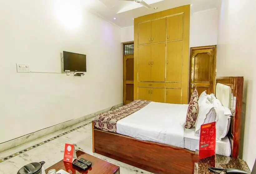 Oyo 9008 Hotel Pearl Inn