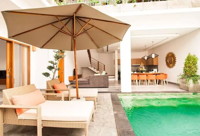 Fotos del hotel Apple Villa & Suite Seminyak:  4