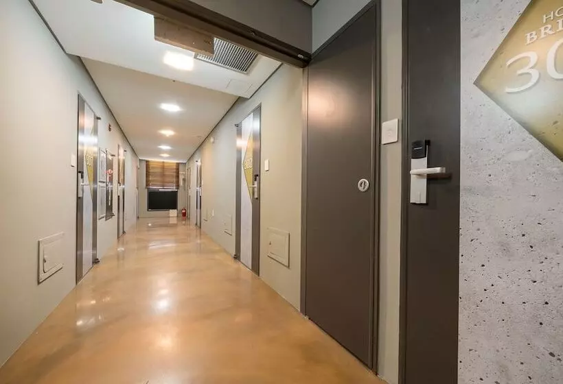 Fotos del hotel Bridge:  24