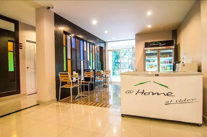 Fotos del hotel At Home At Udon:  20
