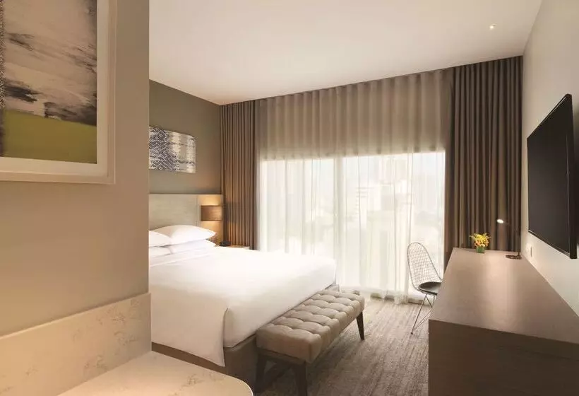Hyatt Place Bangkok Sukhumvit