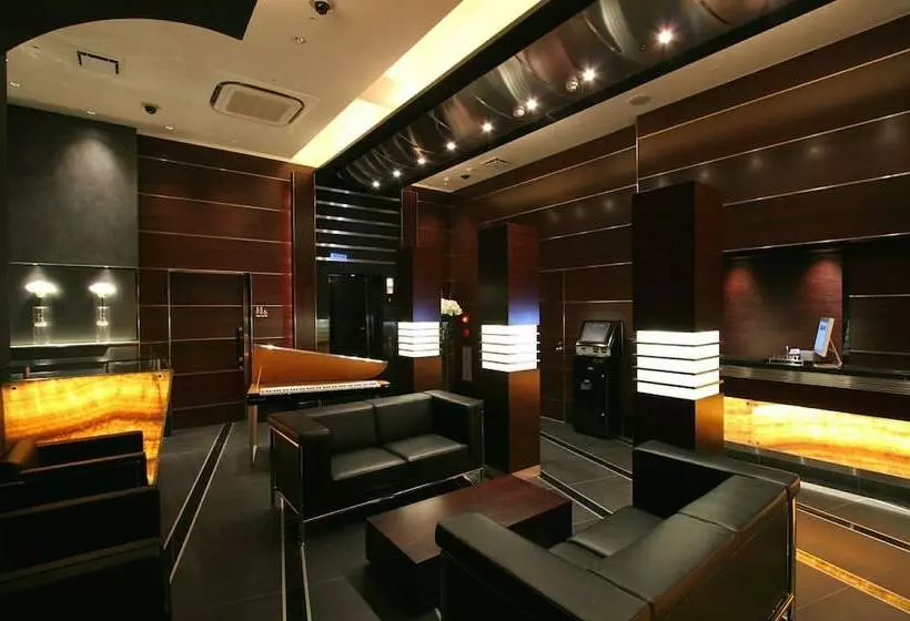 Fotos del hotel The Glanz:  3