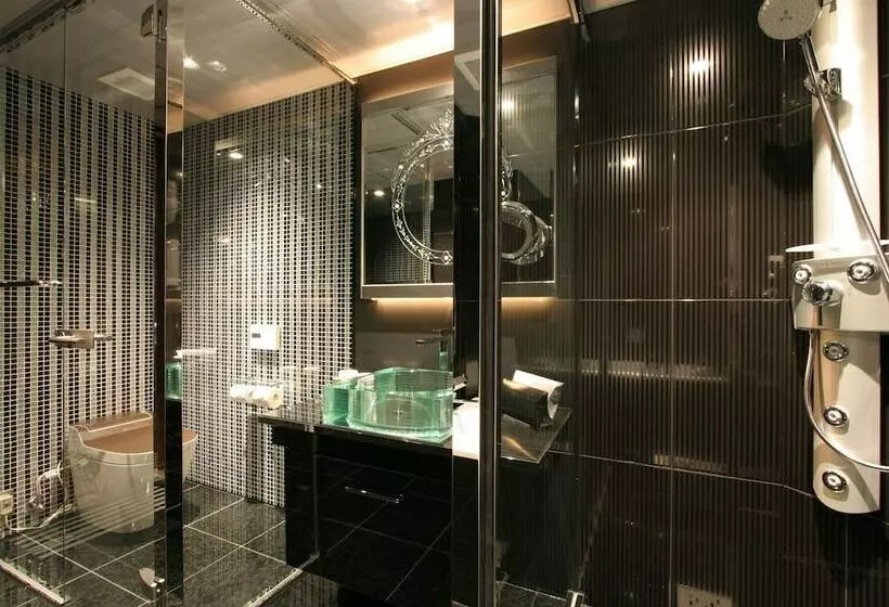 Fotos del hotel The Glanz:  11