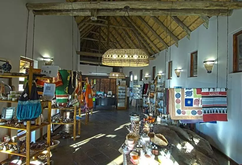 Fotos del hotel Onjala Lodge:  4