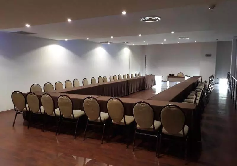 Fotos del hotel D Plaza:  3
