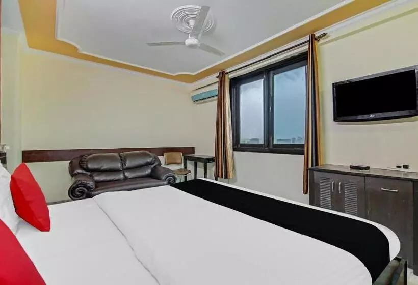 Fotos del hotel Treebo Trip Casa Cyber Dlf Phase 3:  25