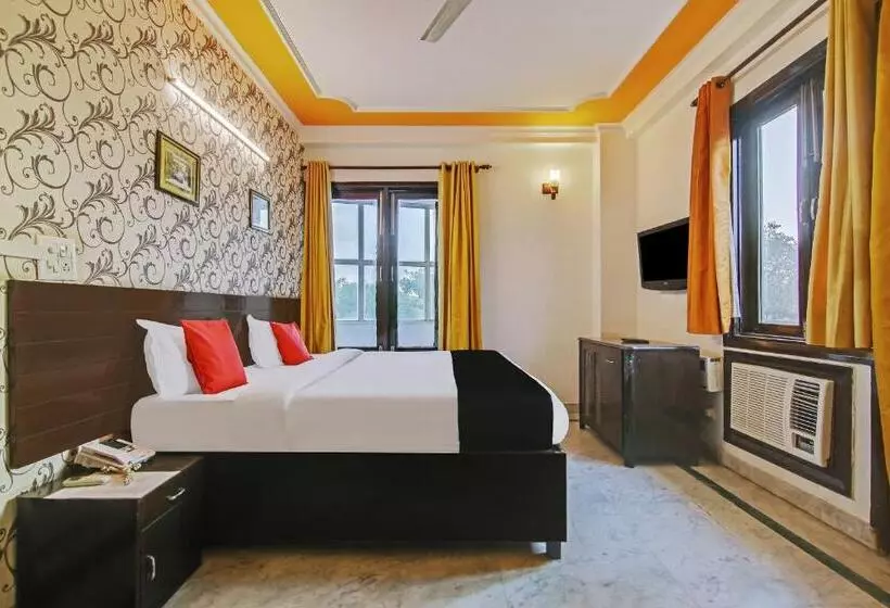Fotos del hotel Treebo Trip Casa Cyber Dlf Phase 3:  5