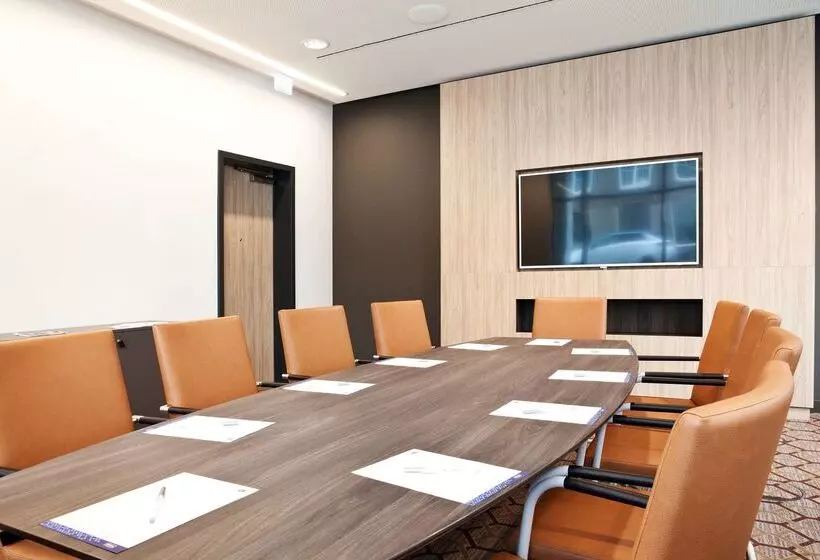 Fotos del hotel Hampton By Hilton Dortmund Phoenix See:  7