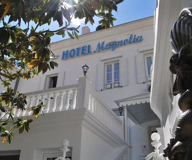 Le Magnolia Le Magnolia